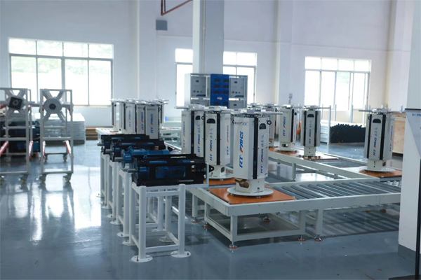 瑞泰風(fēng)大型吊扇廠家工廠內(nèi)部圖